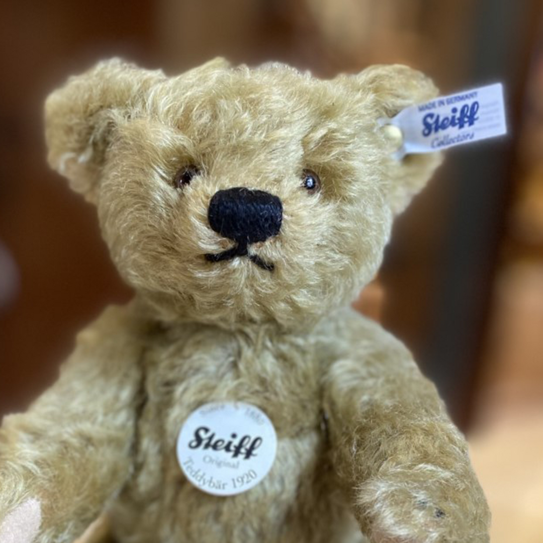 What Makes Steiff Bears So Special? A Look at the Heritage of Steiff Teddy Bears