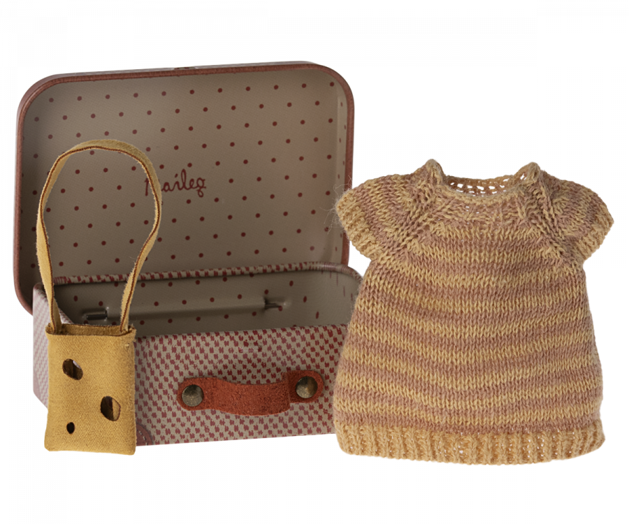 Maileg Knitted dress and bag in suitcase, Big sister mouse