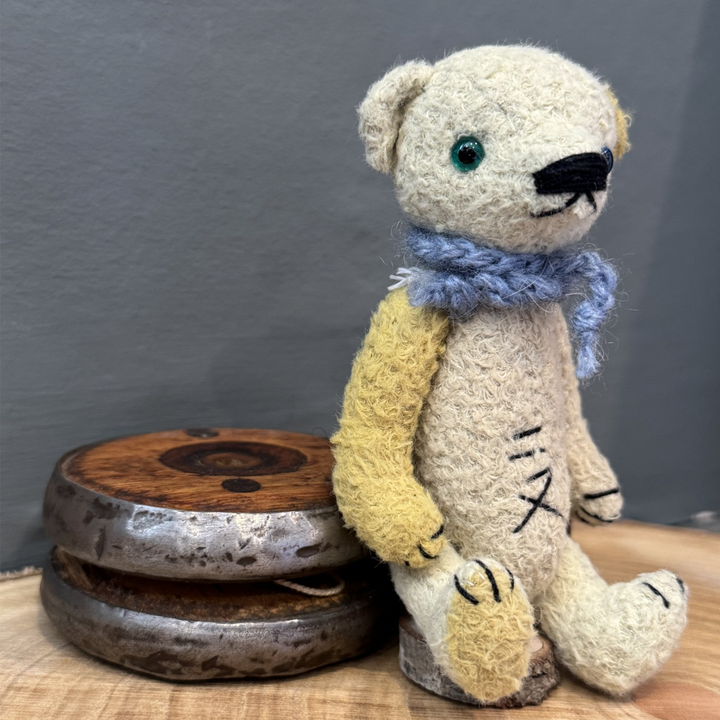 Alena Aleshina Bears - Anya