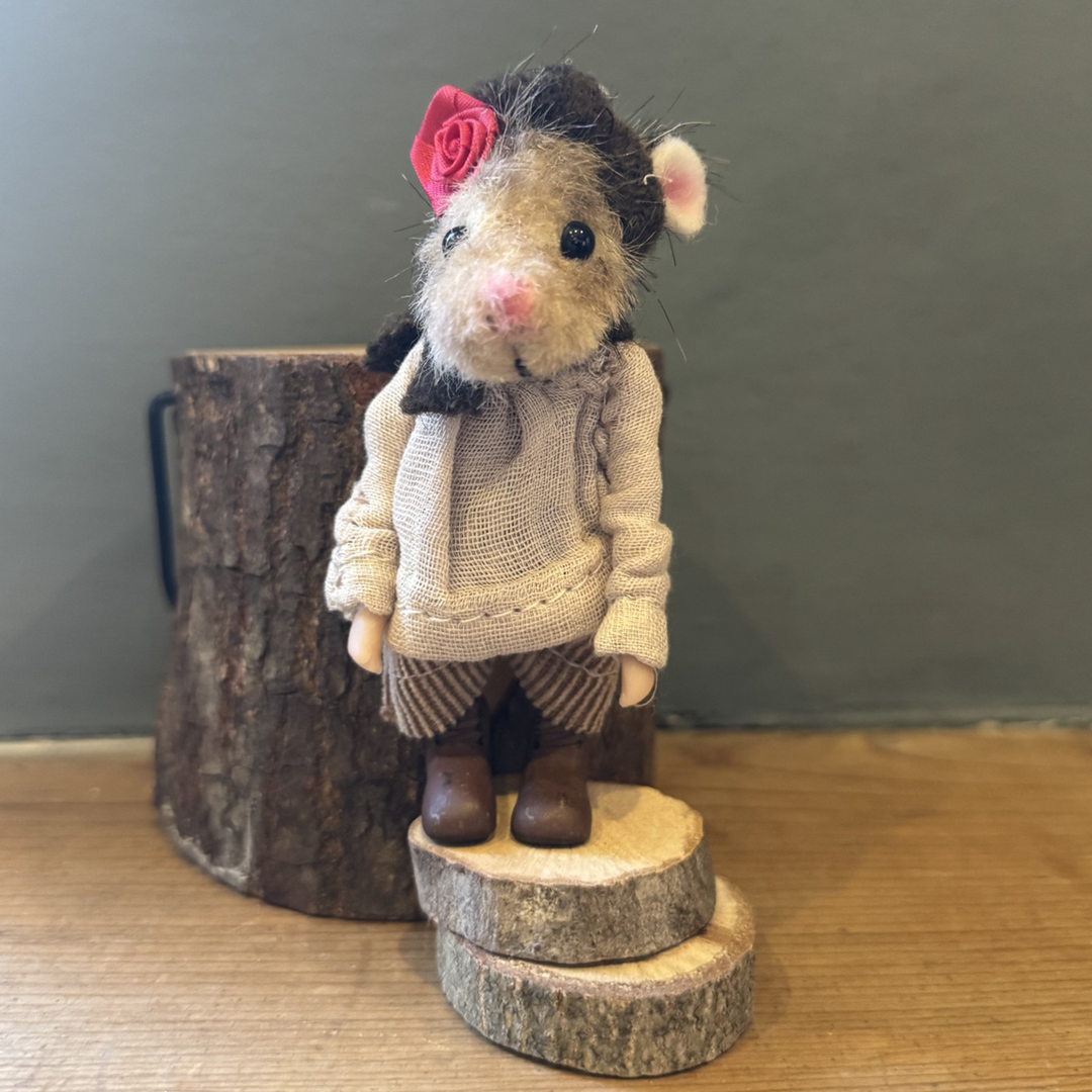 Bertrum Muffett Creations - Damson