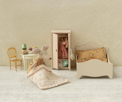 Maileg Mouse Chair - Gold