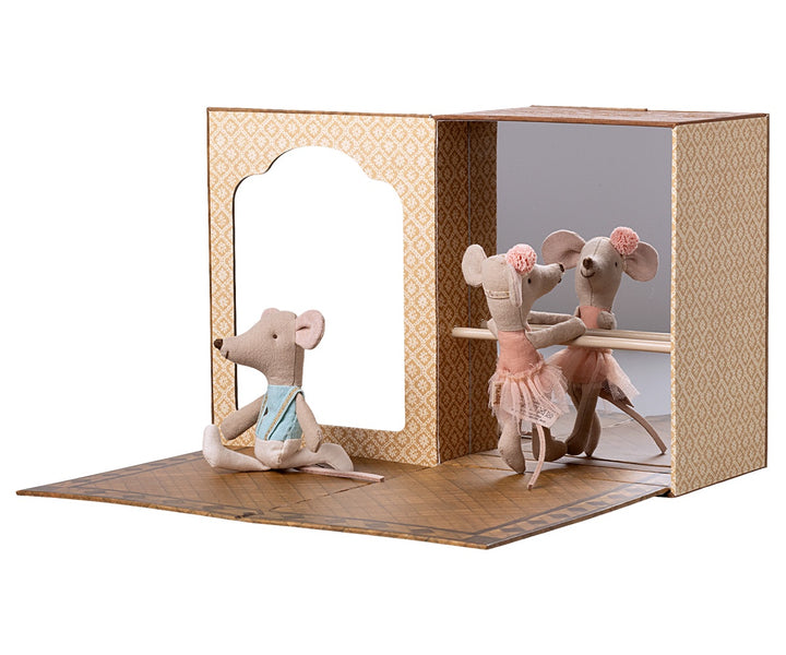 Maileg Ballet Mice in Dance Studio
