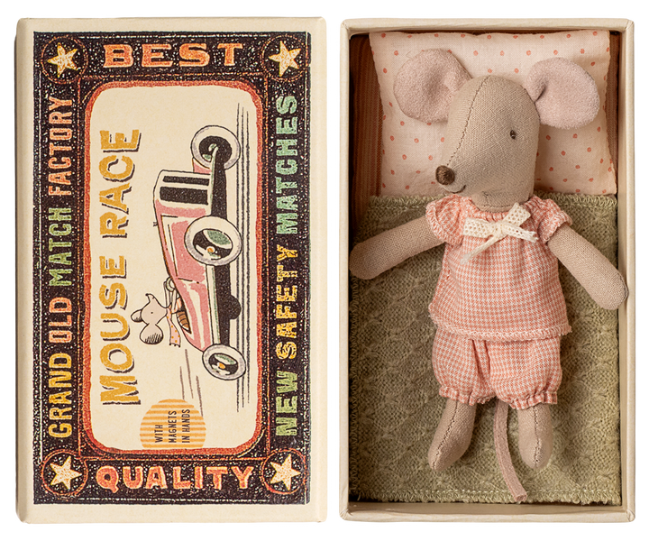 Maileg Little Sister Mouse in Matchbox AW25 – Classic Magnetic-Hand Mouse