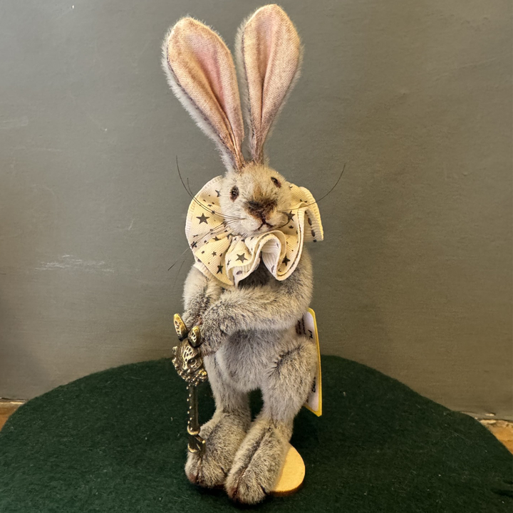 Puzzle Bears - Grey Rabbit with key