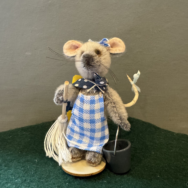 Puzzle Bears - Little Miss Mop & Bucket Mouse