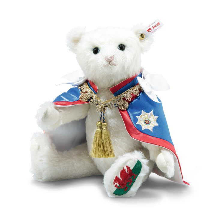 Steiff Royal Teddy Bear Trio – King Charles III, William & Catherine
