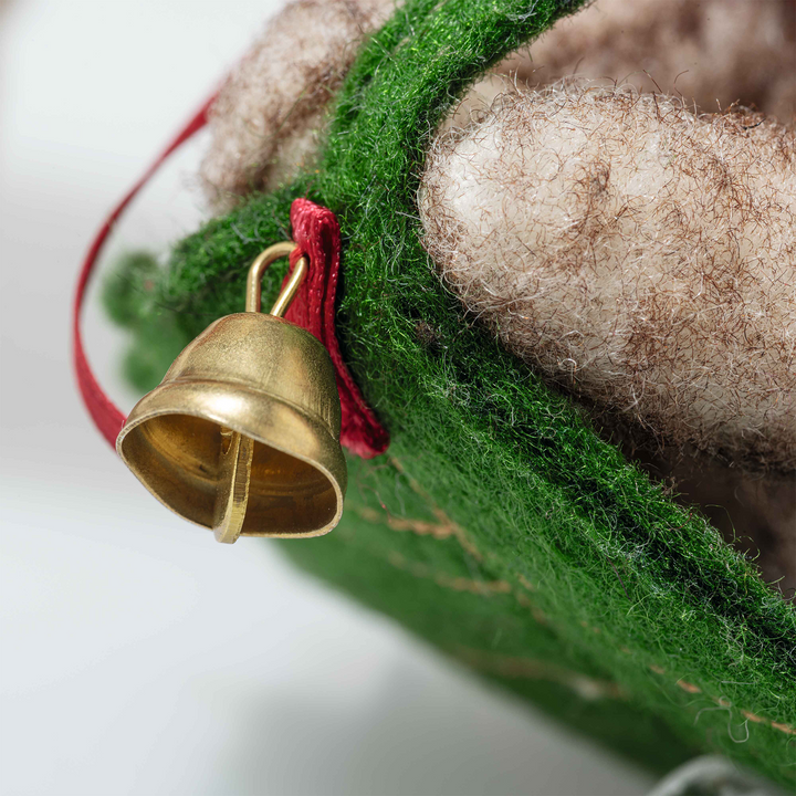 Steiff Mama Teddy Bear with Child on Holly Express – Limited Edition Christmas Collectible