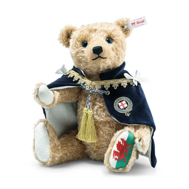 Steiff Royal Teddy Bear Trio – King Charles III, William & Catherine