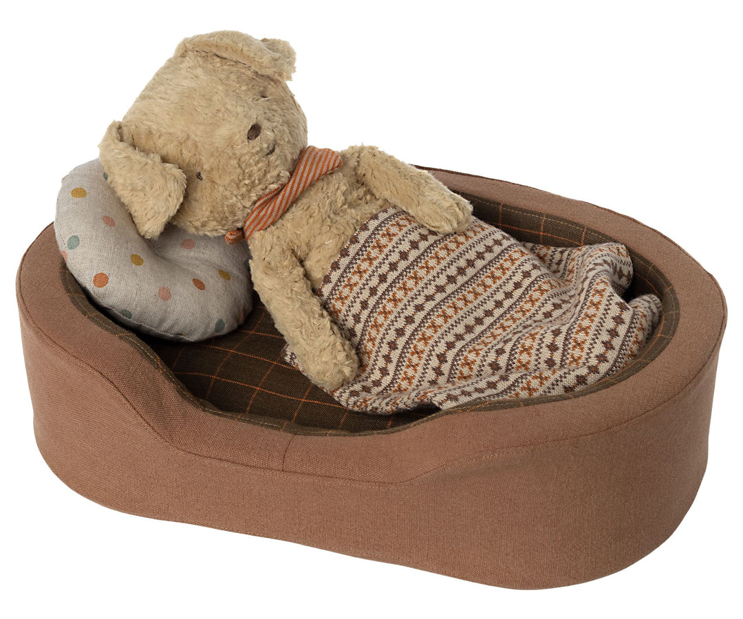 Maileg Dog Basket Brown