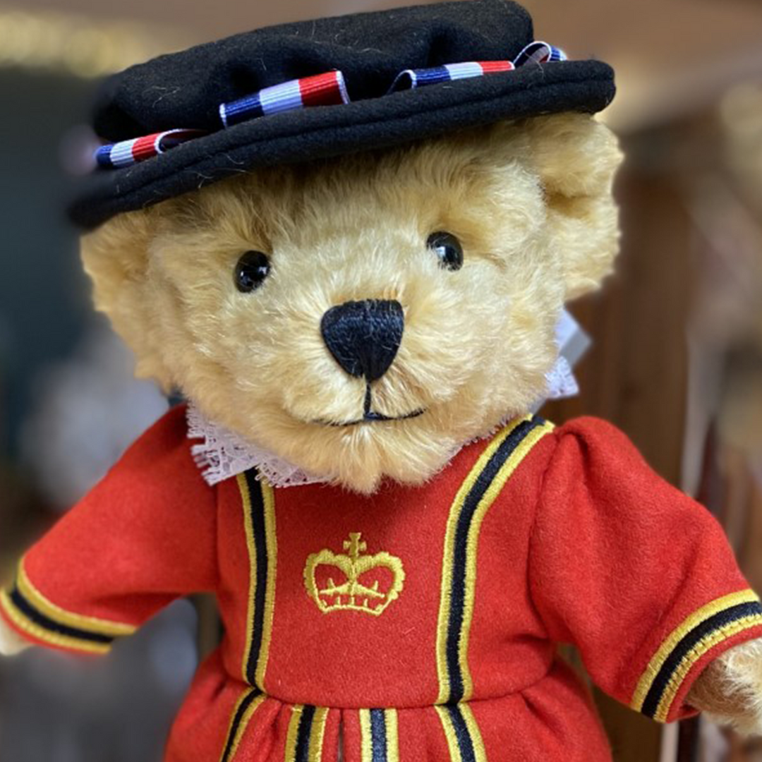 Merrythought Royal Beefeater Teddy Bear Asquiths Asquiths Bearpawium